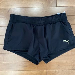 Puma Women’s Athletic Shorts Size XS